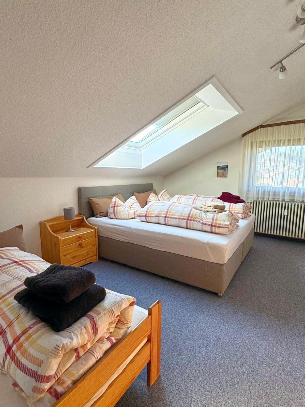 Ferienhaus-Schoenwald Im Herzen Des Schwarzwaldes 2-Zimmer-Maisonette-Wohnung Mit Balkon App 12 ภายนอก รูปภาพ